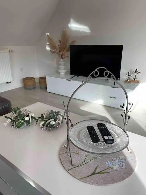 Schoenes Loft In Bergrheinfeld 90 Qm Max 5 Personen Apartment