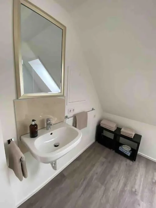 Schoenes Loft In Bergrheinfeld 90 Qm Max 5 Personen 0*,  Germany